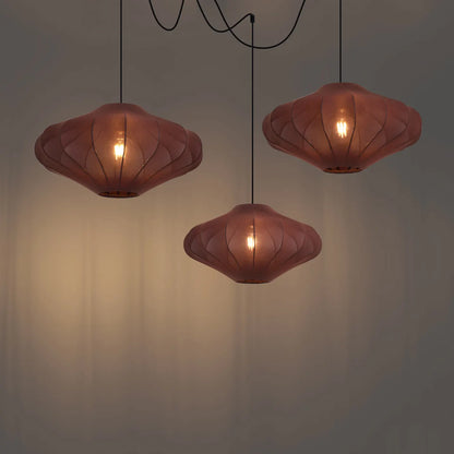 Japandi hanglamp Plu bruin in eetkamer sfeerbeeld